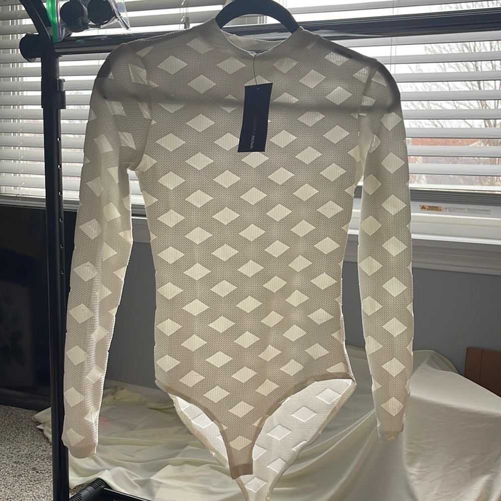 Scratch bodysuit .
